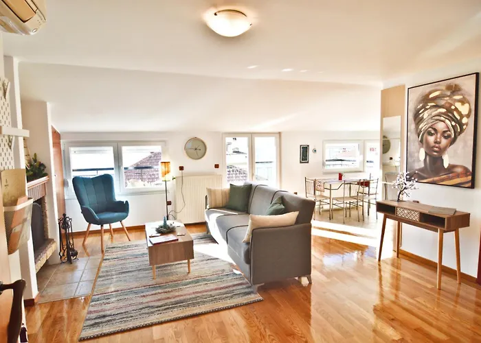 公寓 Harmony View 卡斯托里亚